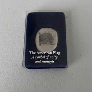 Russ The American Flag Pocket Token